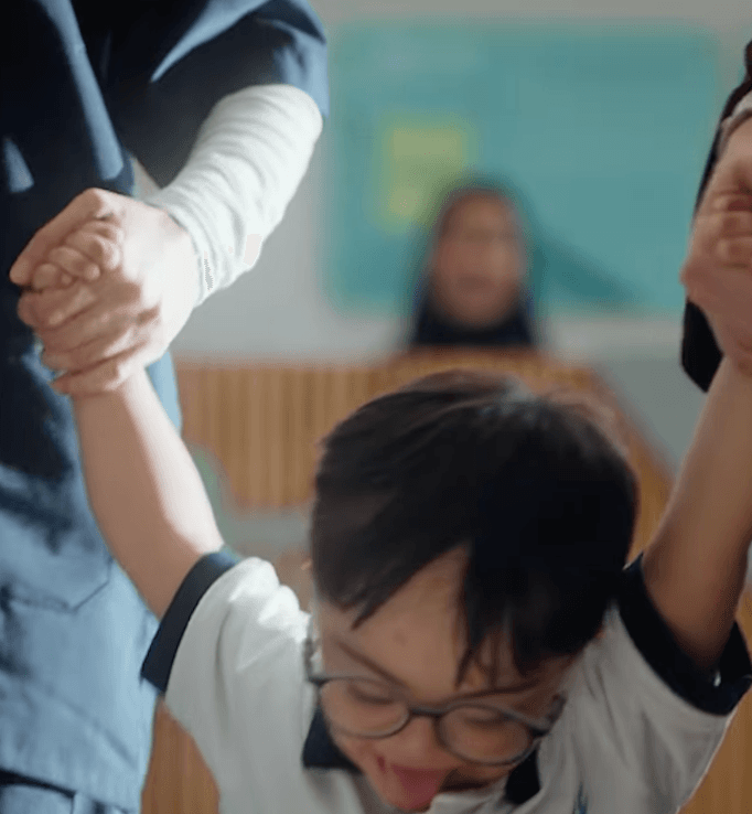 من أنشطة المركز